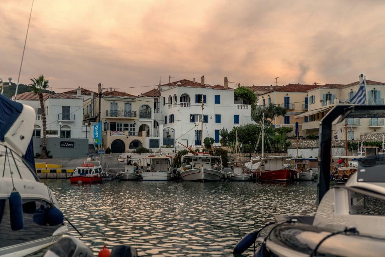 Porto Vecchio Luxury Suites Spetses Town Luaran gambar
