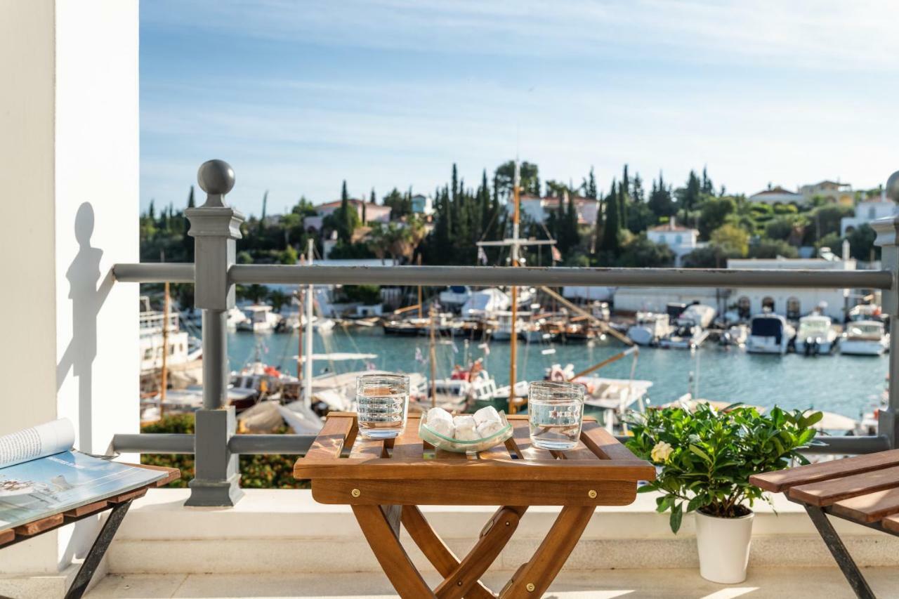 Porto Vecchio Luxury Suites Spetses Town Luaran gambar