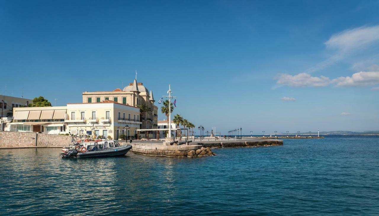 Porto Vecchio Luxury Suites Spetses Town Luaran gambar
