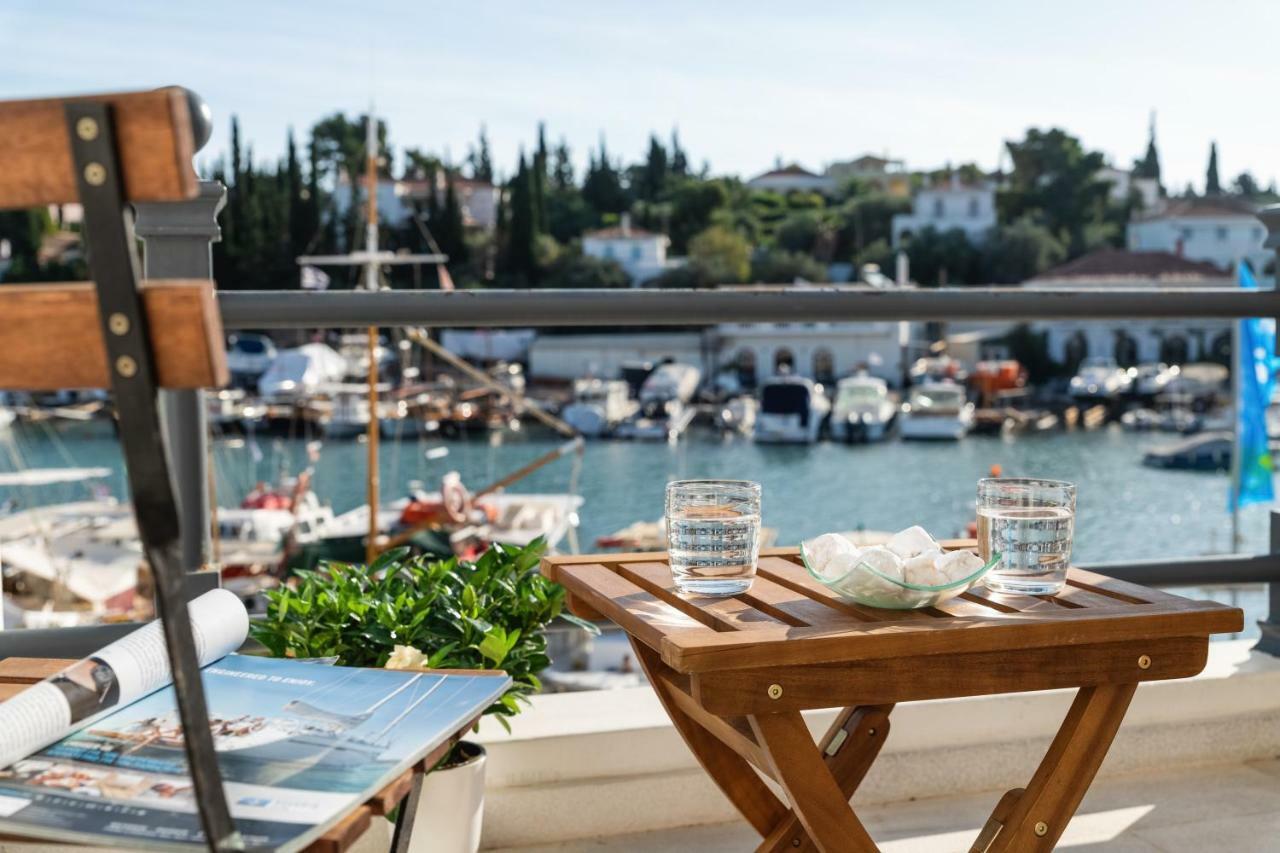 Porto Vecchio Luxury Suites Spetses Town Luaran gambar