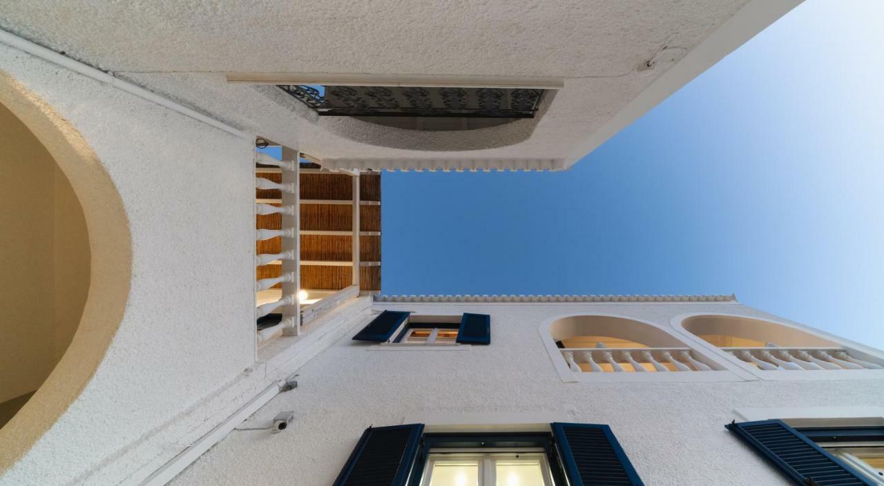 Porto Vecchio Luxury Suites Spetses Town Luaran gambar