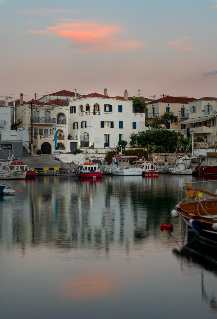 Porto Vecchio Luxury Suites Spetses Town Luaran gambar